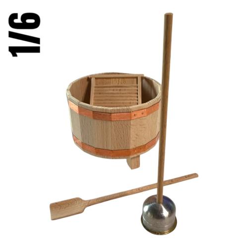 Artikelbild des Artikels “Waschwanne mit Brett aus Holz 1:6 “