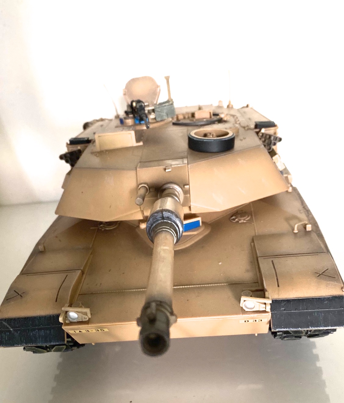 Product image 1 of the product “1:18 M1A1 Abrams ohne Box ”