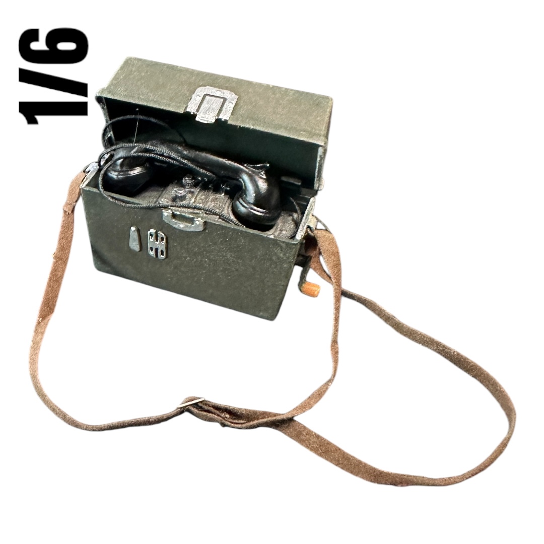  Artikelbild 1 des Artikels “Feld Telephone FF33  1940 in 1/6 (Metal) “