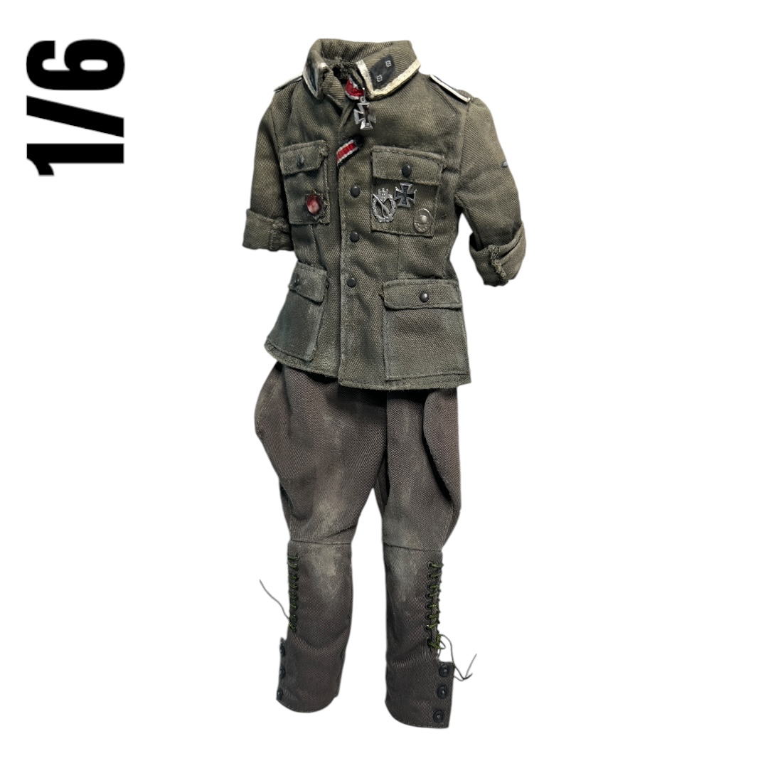  Artikelbild 1 des Artikels “Uniform Elite mit Reiterhose Battleworn  1/6 “