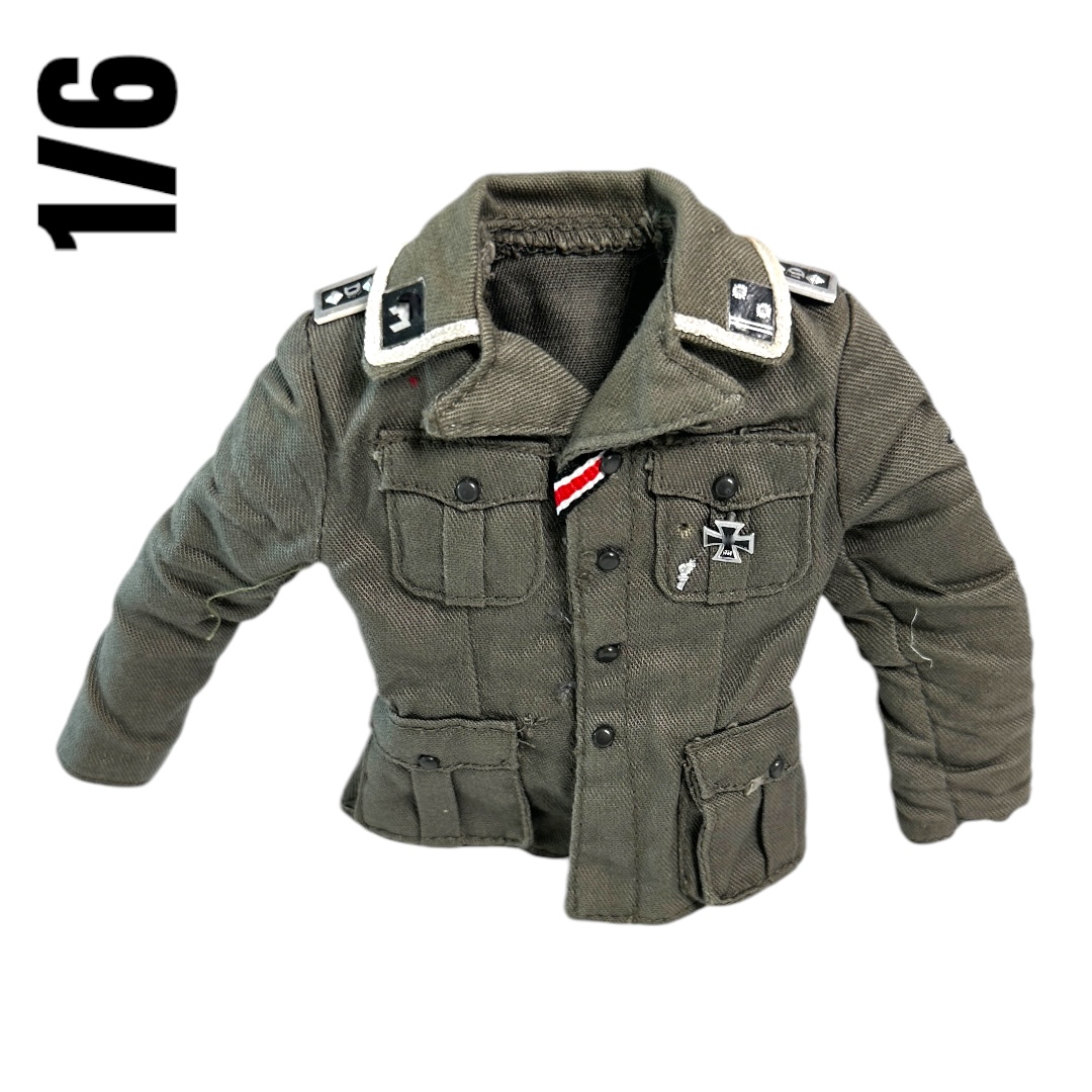  Artikelbild 1 des Artikels “Uniform Elite mit Schulterklappen 1/6 “