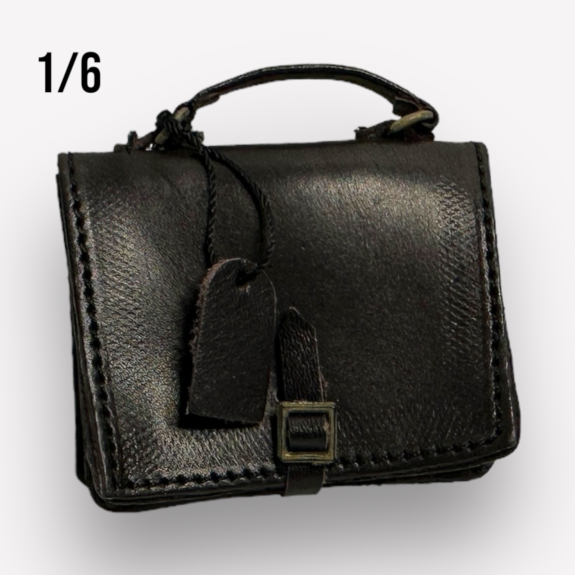  Artikelbild 1 des Artikels “Aktenkoffer in Leder in schwarz 1:6 “
