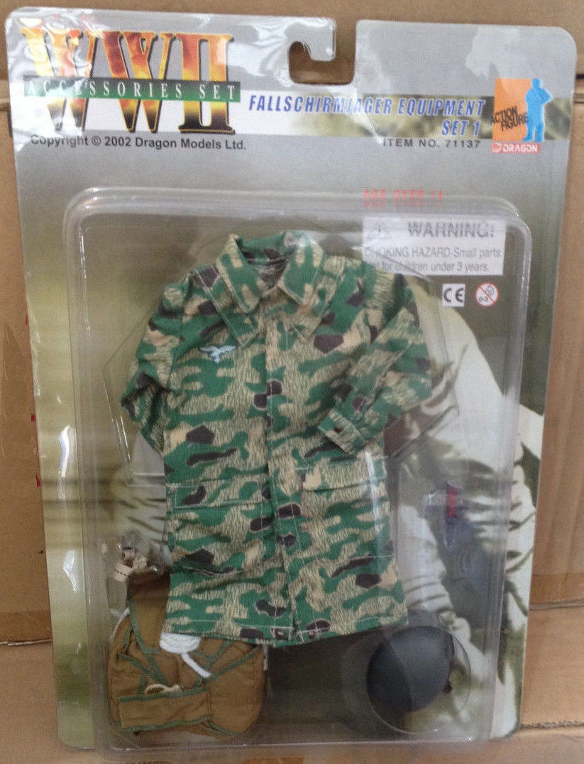  Product image 1 of the product “Fallschirmjägersmock Sumpftarn Set 1 1/6 ”