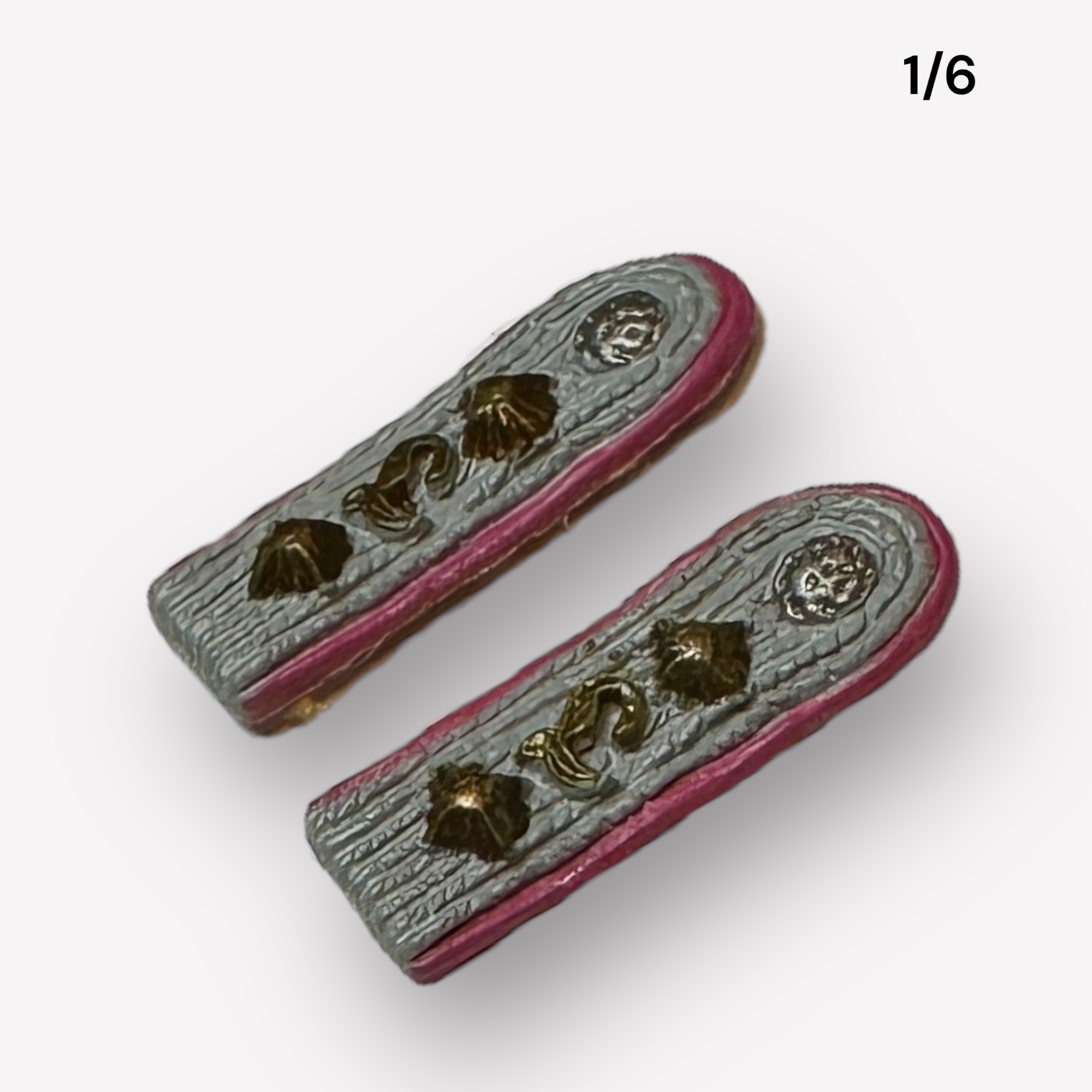  Product image 1 of the product “Schulterklappen lehr Div 1/6 ”