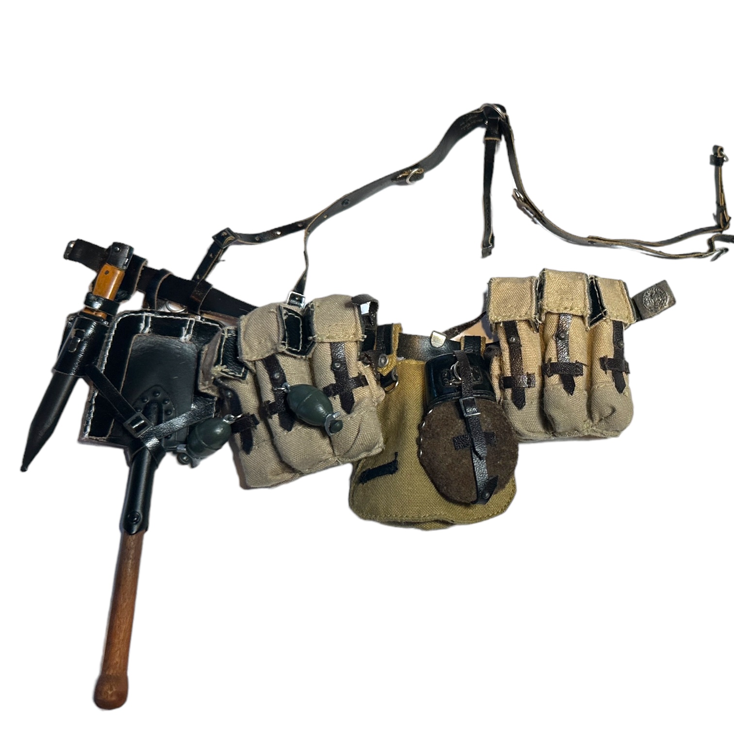  Artikelbild 1 des Artikels “Feldausrüstung Set Mp44 (WH) 1/6 “