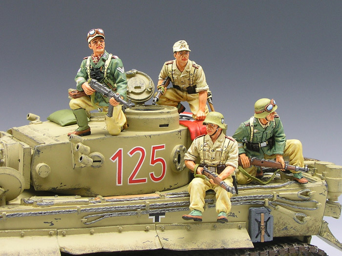  Product image 1 of the product “AK Tank Riders Set ”