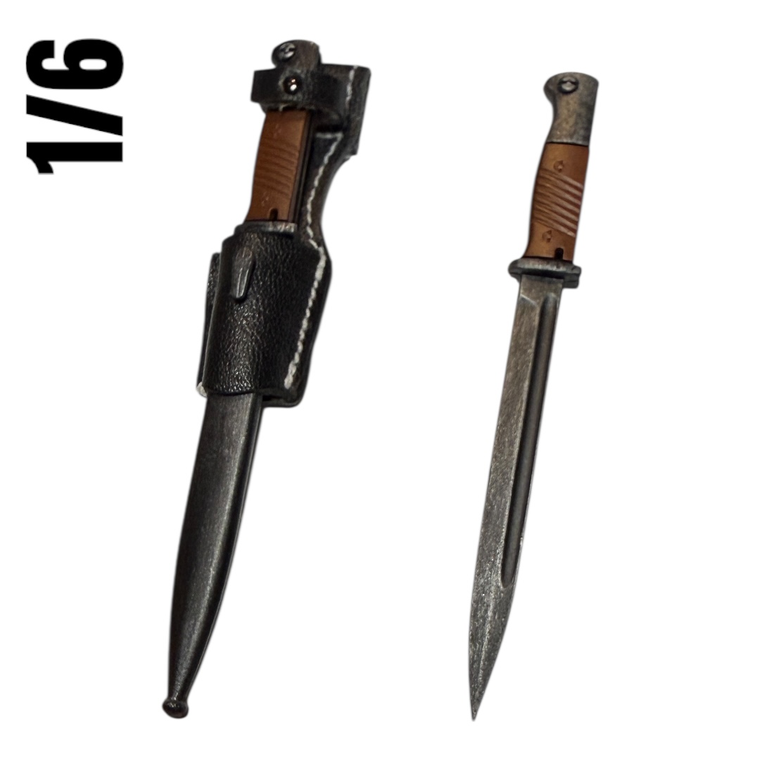  Artikelbild 1 des Artikels “K98 Bayonett aus  Kunststoff mit Lederträger 1/6 “
