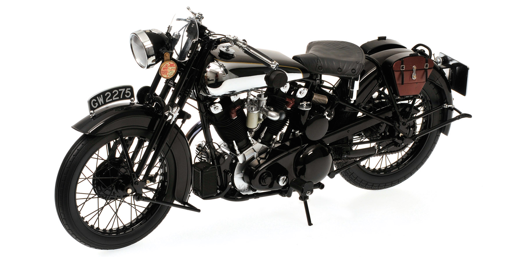  Artikelbild 1 des Artikels “1:6 BROUGH SUPERIOR SS 100 ´T.E. LAWRENCE´ 1932 – Minichamps “