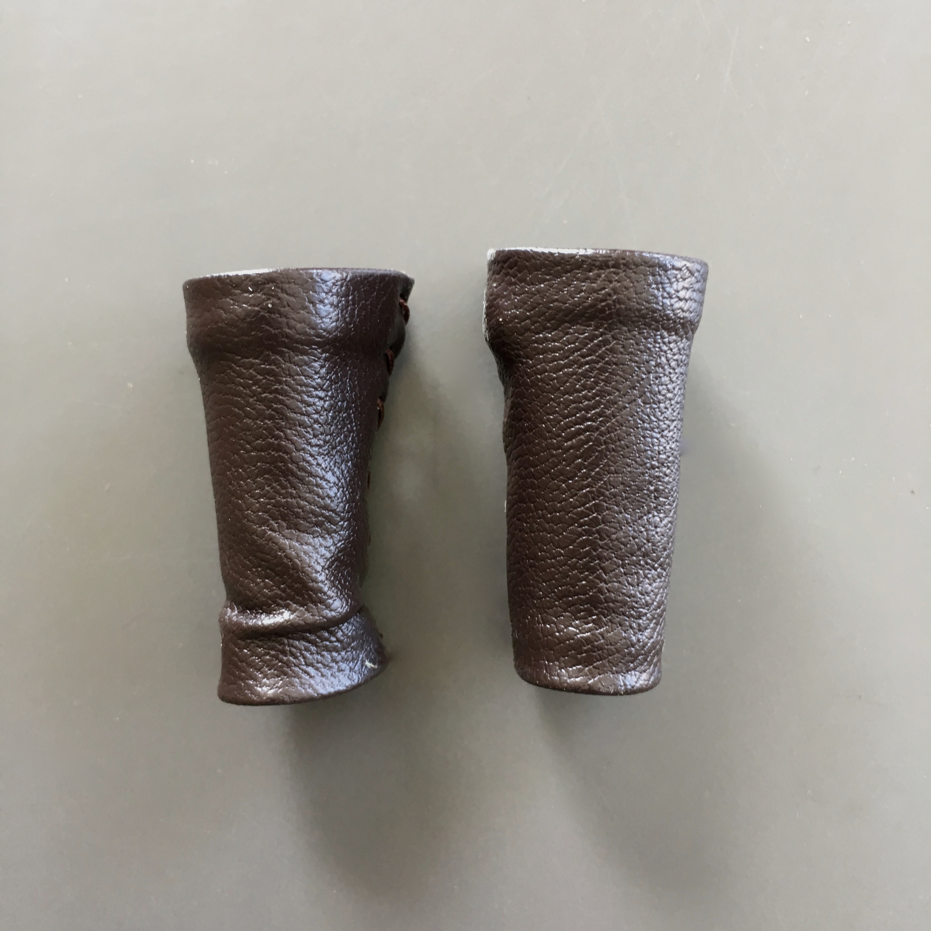  Artikelbild 1 des Artikels “1:6 Armschützer lang 2 stk “