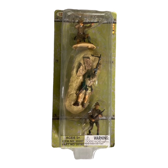  Product image 1 of the product “1:32 3 Figuren Set DAK Team ”