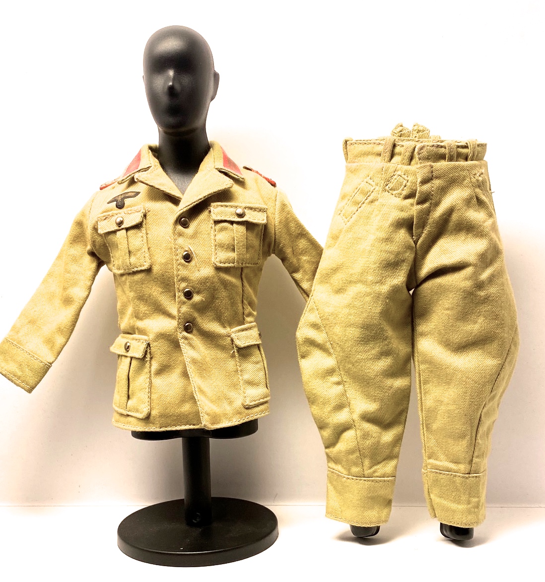  Product image 1 of the product “DAK Tropenuniform Feldmarschal 1/6 ”