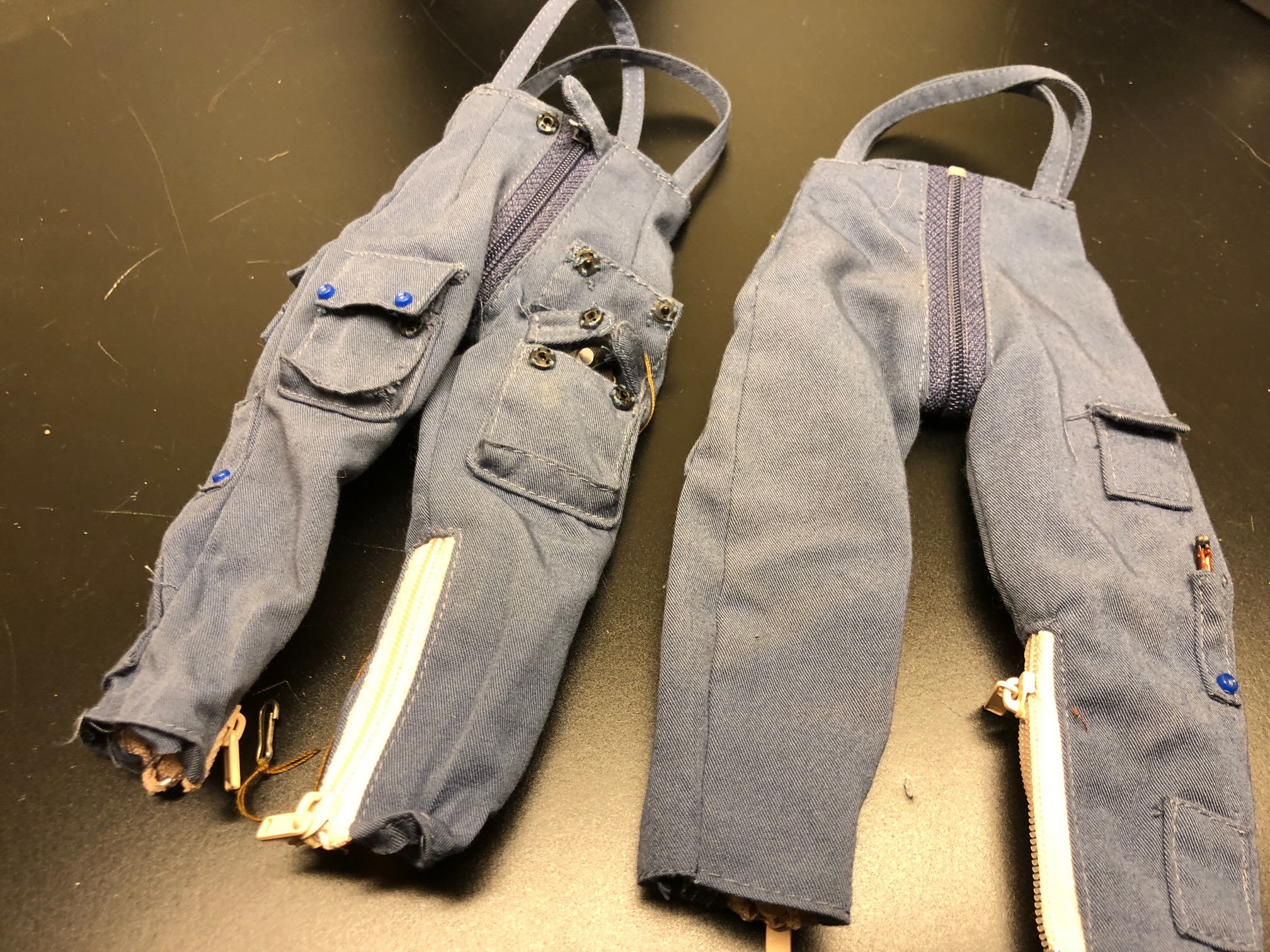  Product image 1 of the product “Deutsche Piloten Kanalhose de Luxx 1/6 aus Stoff ”