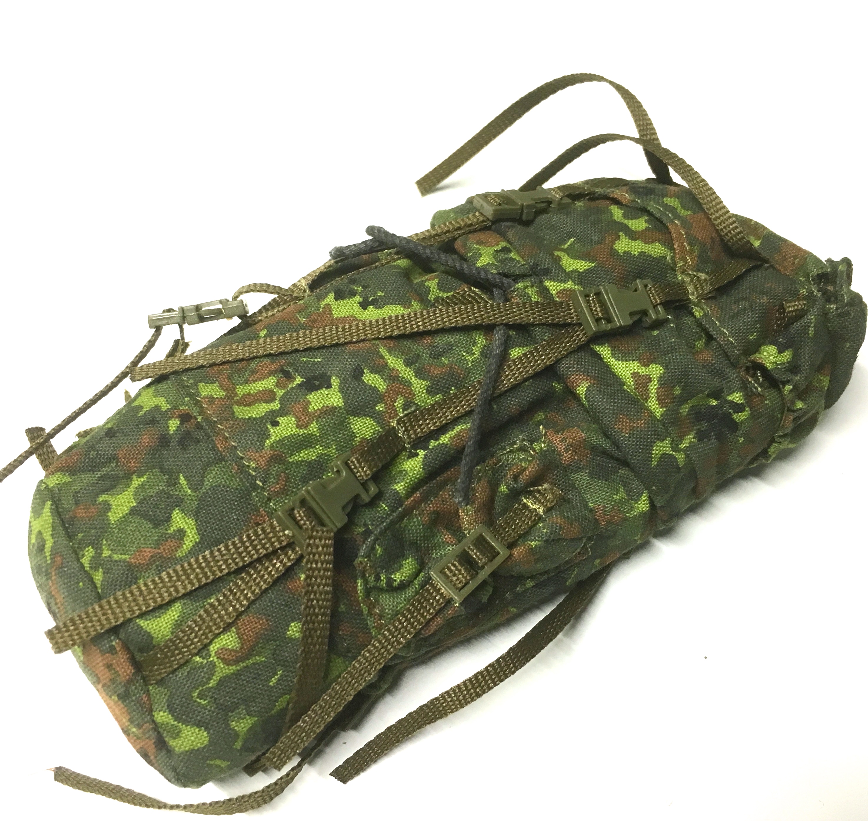  Artikelbild 1 des Artikels “Flecktarn Rucksack “