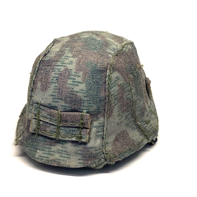  Product image 1 of the product “M 42  Strichtarn  Helmbezug 1/6 ”