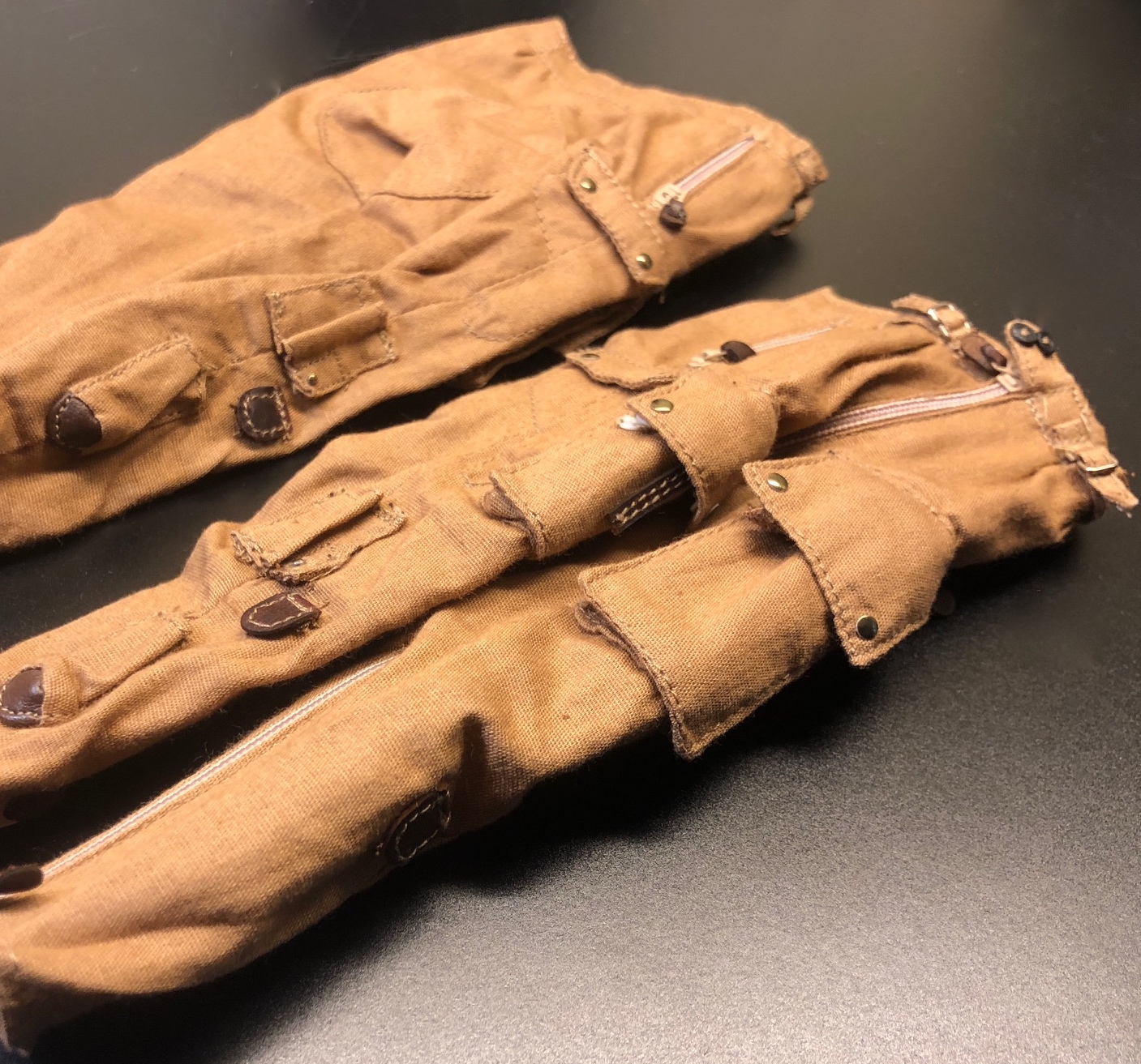  Product image 1 of the product “Deutsche Piloten Kanalhose de Luxx 1/6 aus Stoff ”