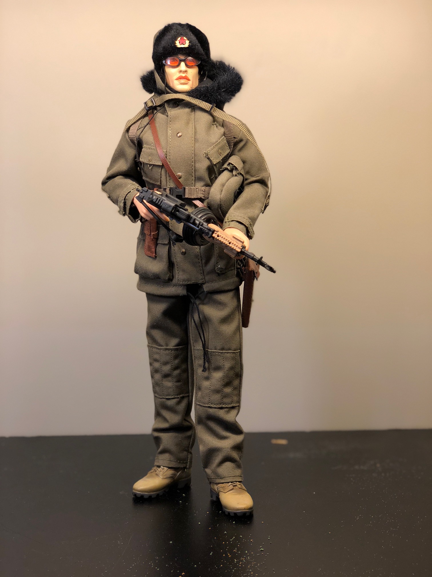  Artikelbild 1 des Artikels “Magda Russian Border Inspector “