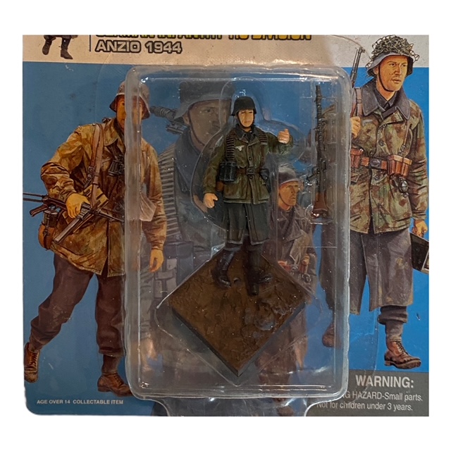 Product image 1 of the product “1:35 Dragon CanDo 20032 German Infantry HG Division 1944 ”