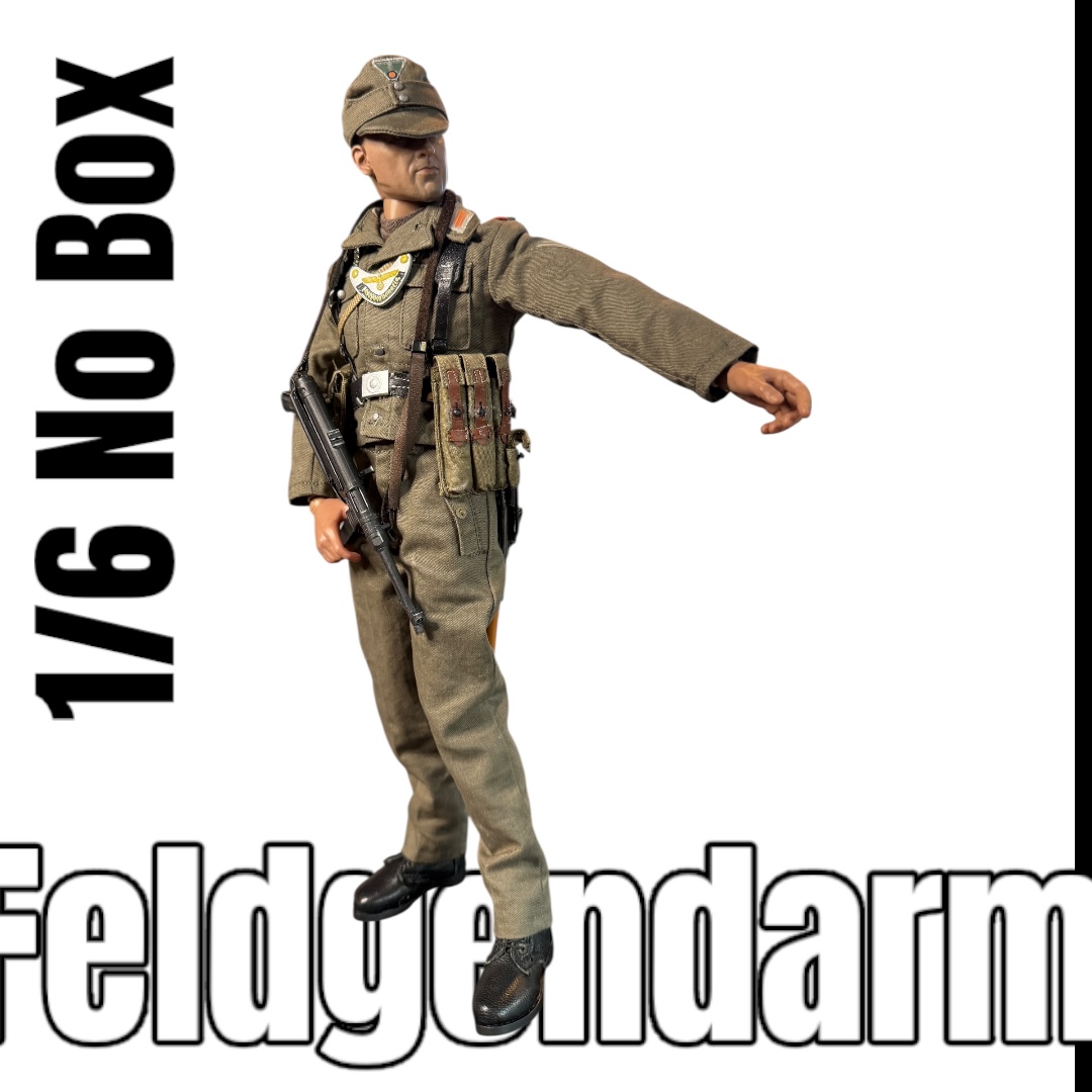  Product image 1 of the product “WW-II Deutscher Feldpolizist 1:6 ohne Box ”