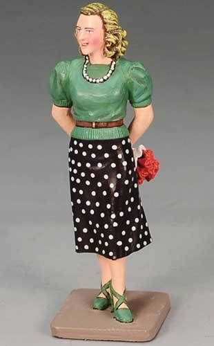  Product image 1 of the product “LAH106 EVA BRAUN BY KING & COUNTRY (RETIRED) ”
