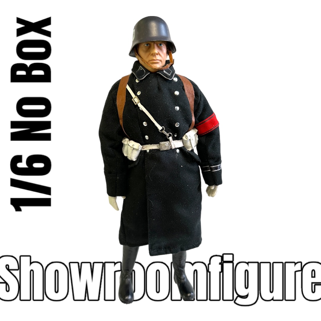  Product image 1 of the product “Wachsoldat der Waffen-XX 1/6 ”