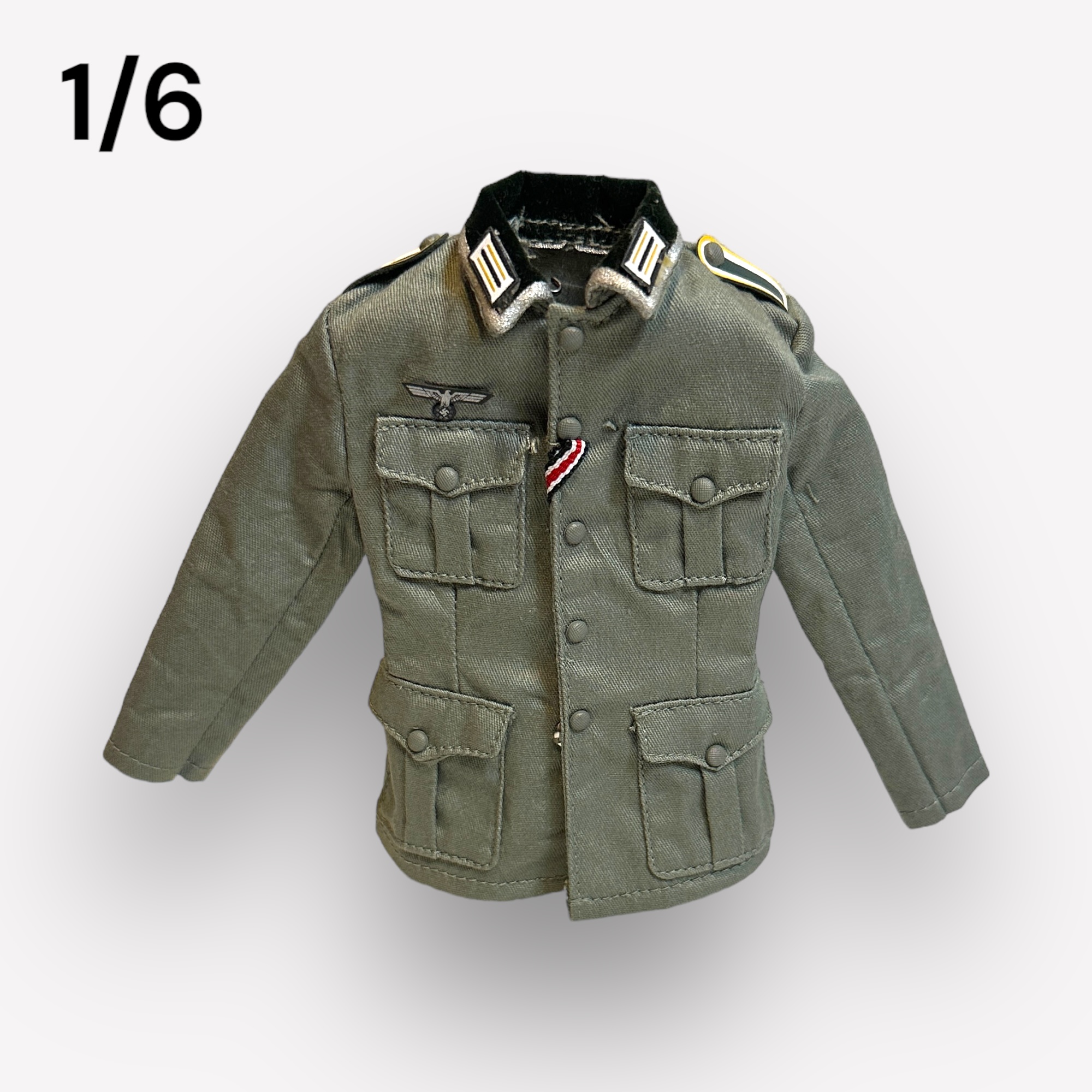  Product image 1 of the product “Uniform  gelbe Schulterklappen 1/6 ”