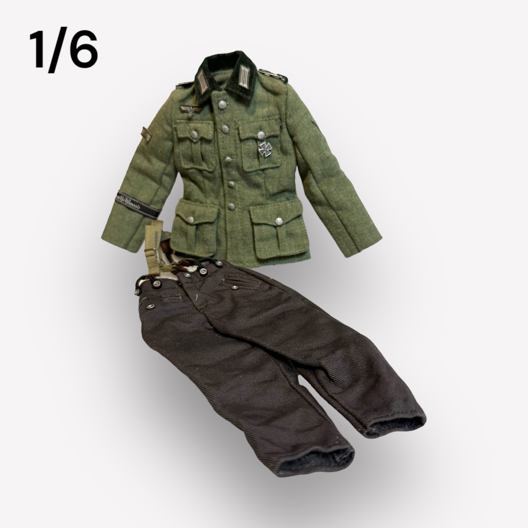  Artikelbild 1 des Artikels “Uniform M 36 Grossdeutschland mit Hose 1:6 “
