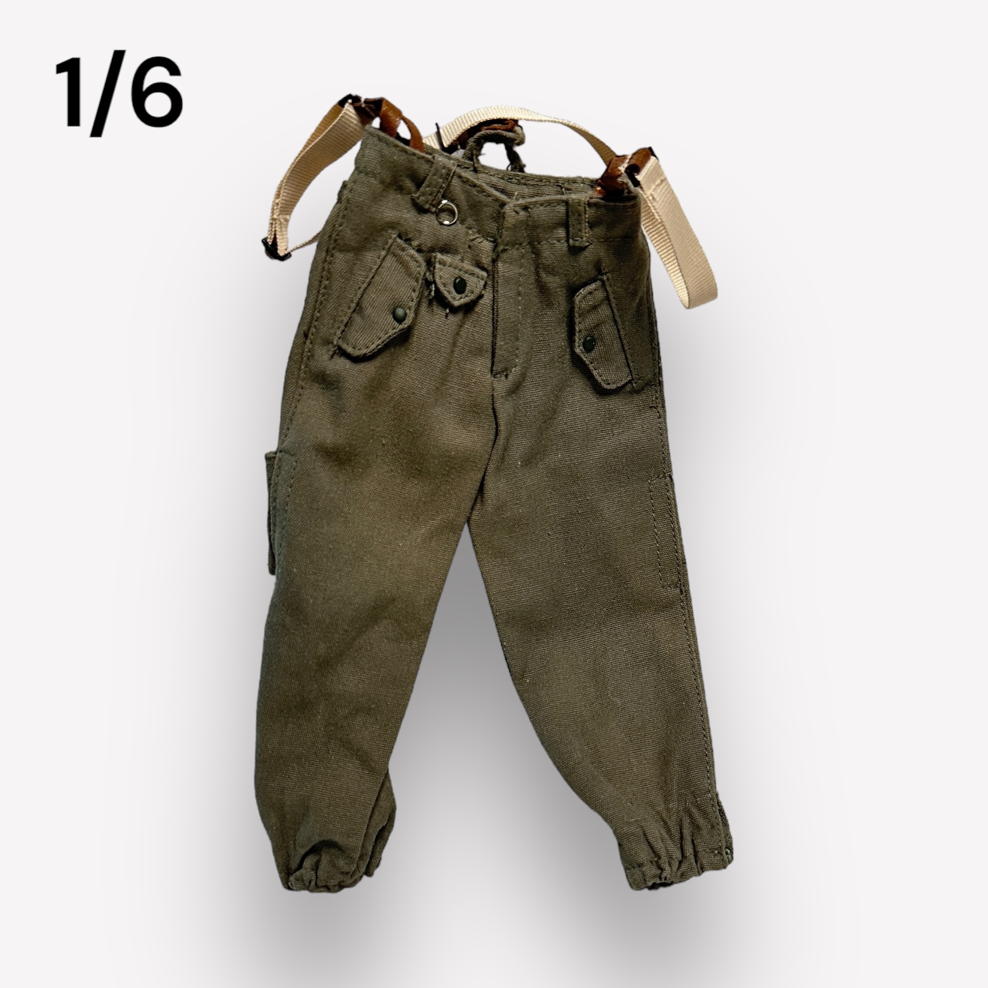  Artikelbild 1 des Artikels “Fallschirmjäger Hose de Luxe 1:6 “