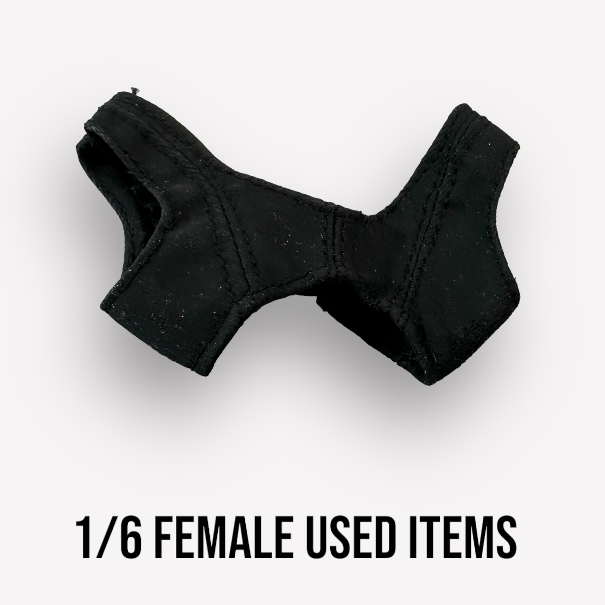  Artikelbild 1 des Artikels “Female Top  1/6 “