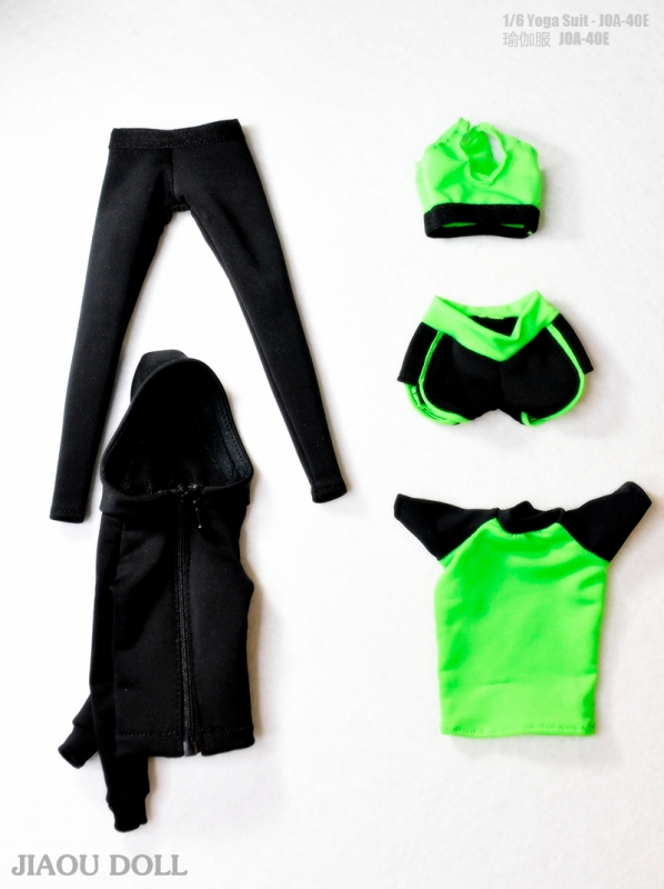  Product image 1 of the product “1:6 Female Yoga Suit Set (Green) ”