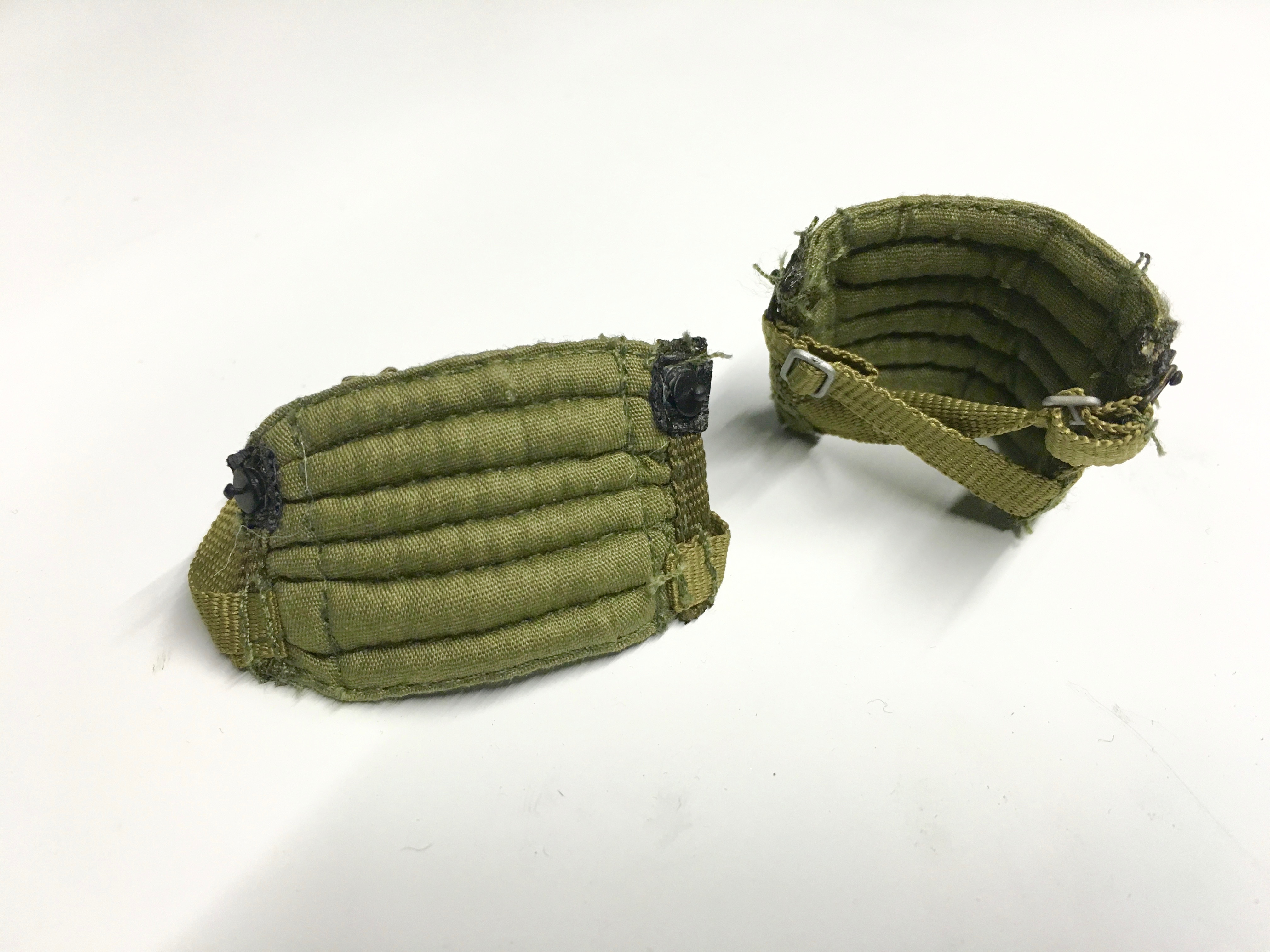  Product image 1 of the product “Fallschirmjäger Knieschützer de Lux ”