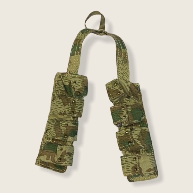  Artikelbild 1 des Artikels “Magazintragegurt für Fg42 1:6 Splittertarn “