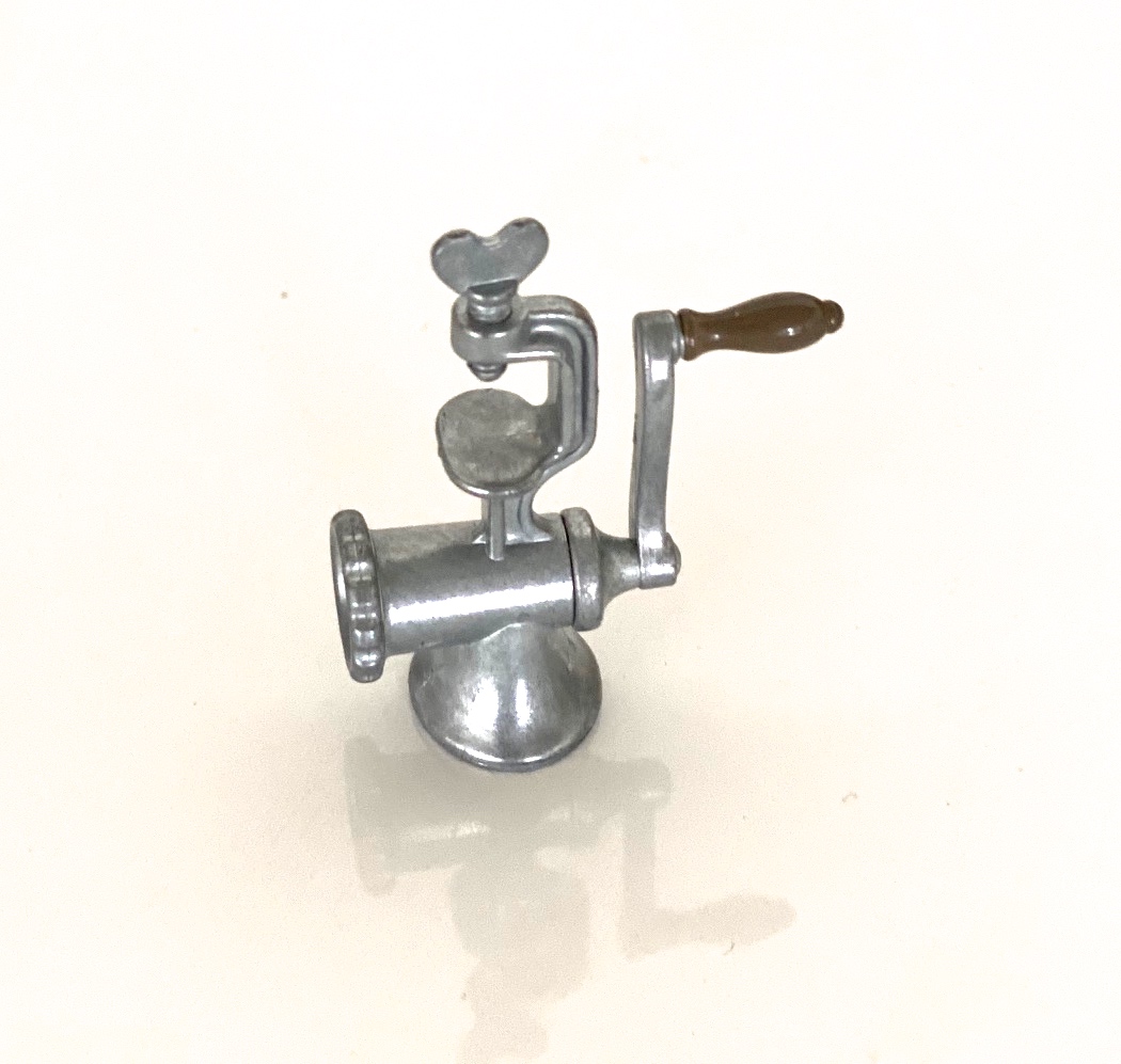  Artikelbild 1 des Artikels “Fleischwolf 1:6 “