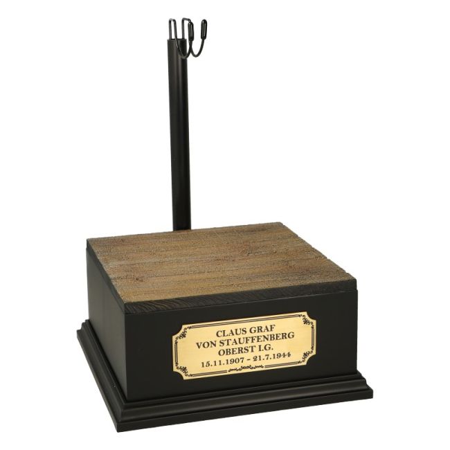  Artikelbild 1 des Artikels “Figure Sattel Ständer  Stauffenberg Diorama Display Stand (Brown) “