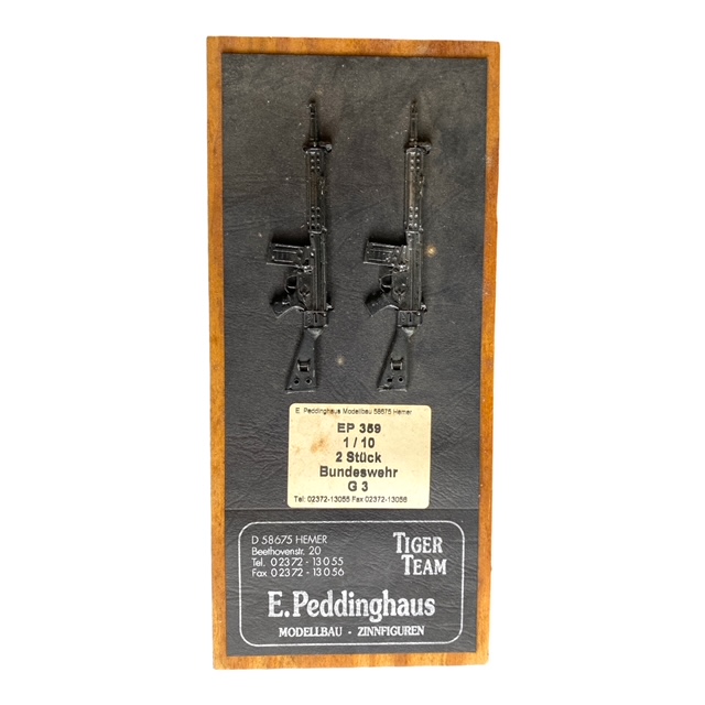  Product image 1 of the product “G3 in Metal 2 Stk auf Karte fest montiert ”
