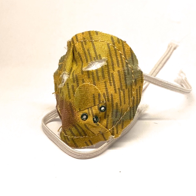  Product image 1 of the product “Gesichtstarn strichtarn 1/6 ”