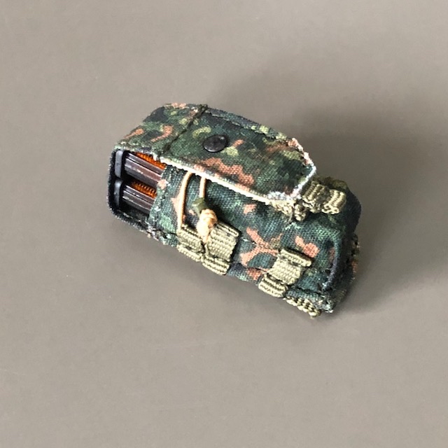  Product image 1 of the product “TAKTIK G36 DOUBLE MAGPOUCH(FLECKTARN) 1/6 ”