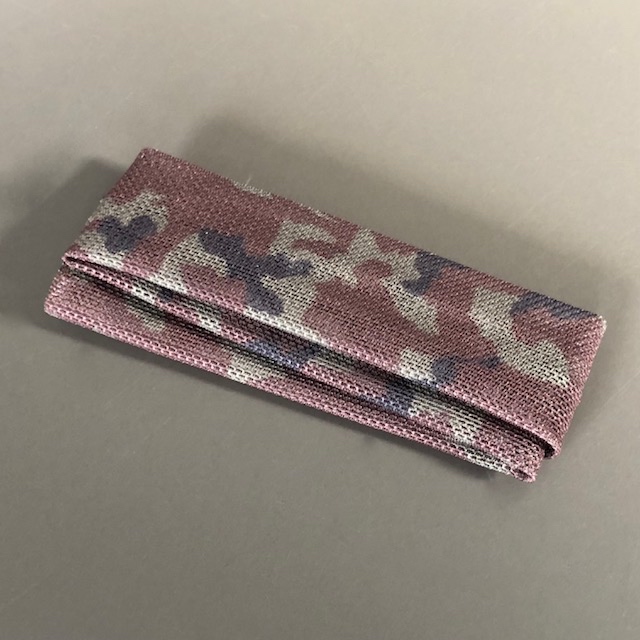  Product image 1 of the product “SCHAL CAMOUFLAG  1/6 ”