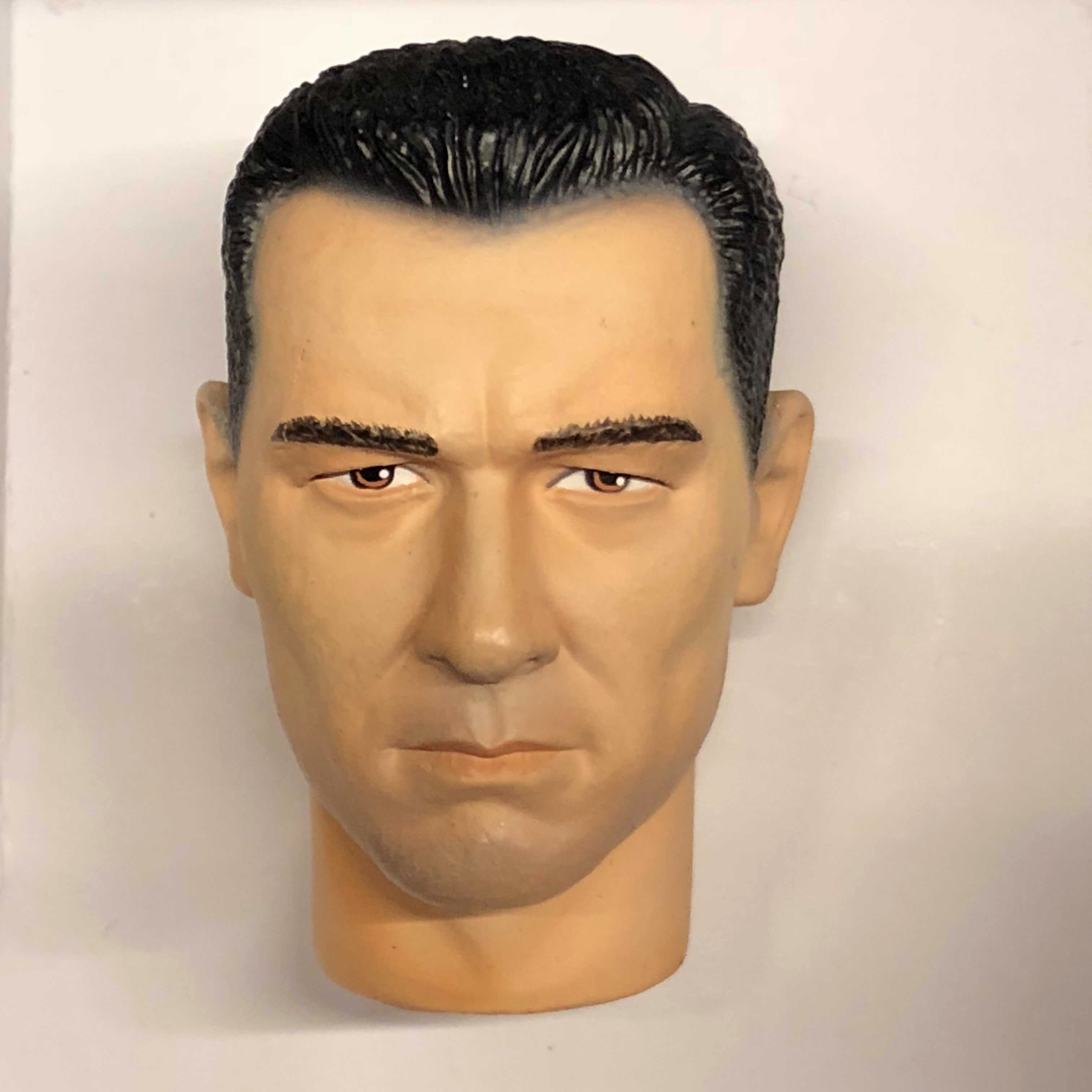  Product image 1 of the product “Head Arnold 1/6 ”