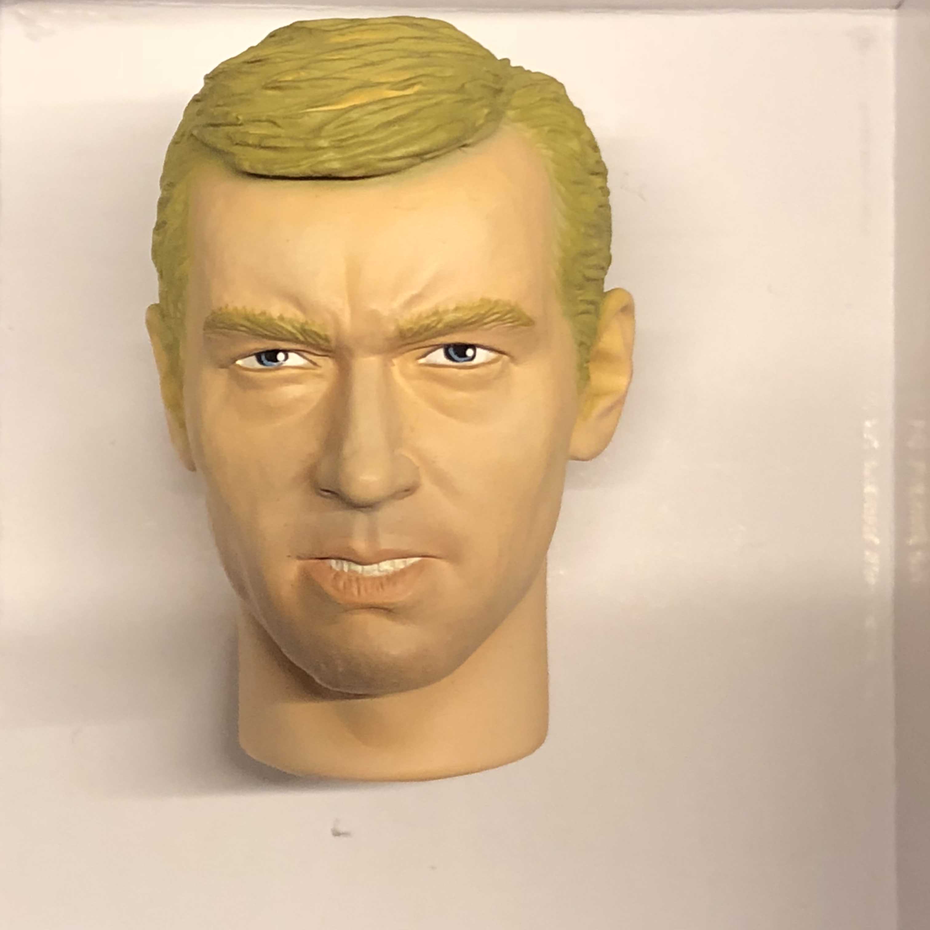  Artikelbild 1 des Artikels “Head Travis 1:6 “