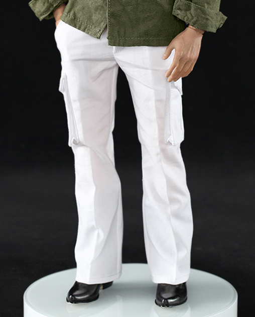  Artikelbild 1 des Artikels “JOHN LENNON Hose weiss 70er 1:6 “