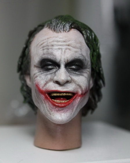  Artikelbild 1 des Artikels “Joker Head Lachend “