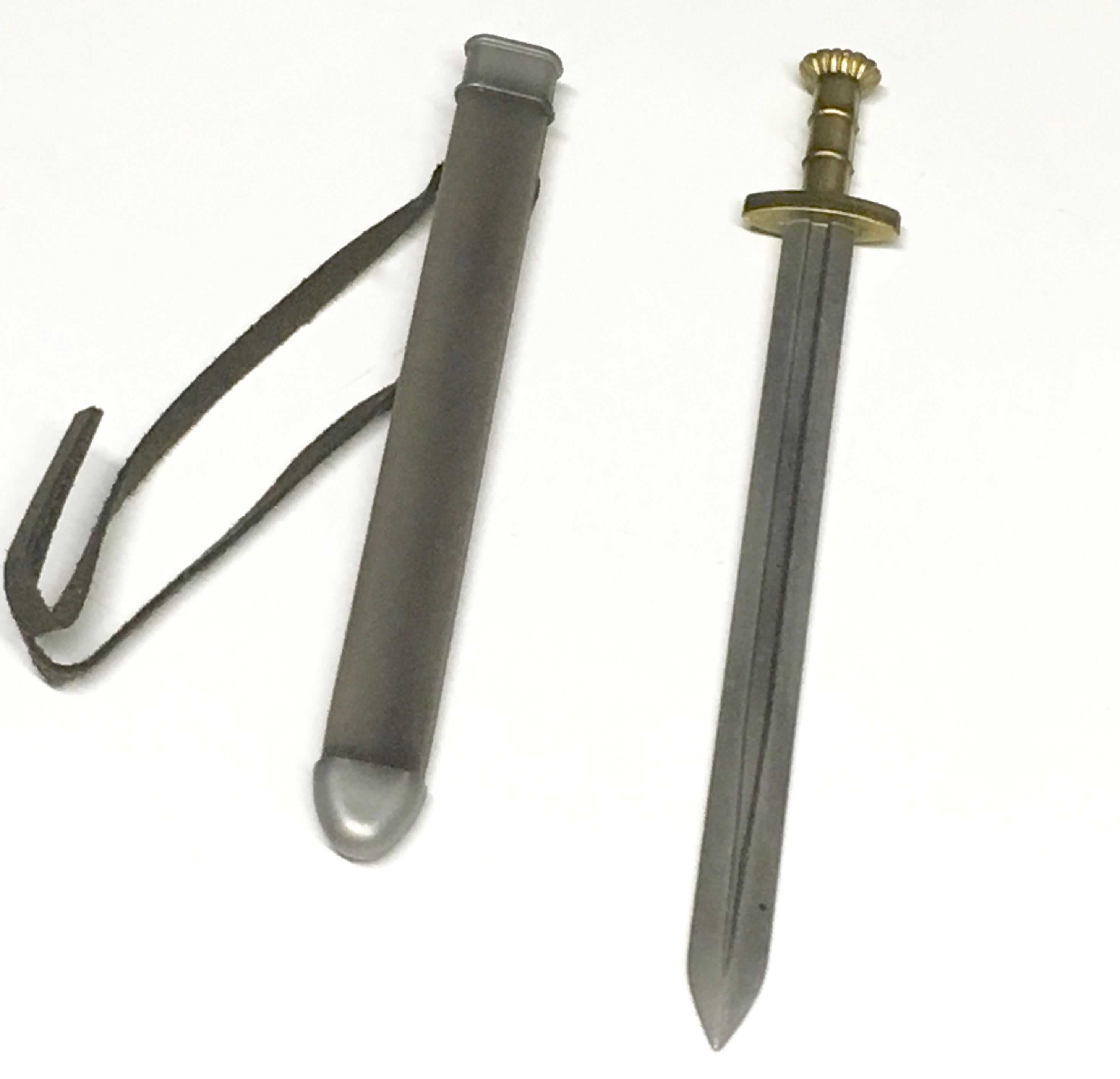  Artikelbild 1 des Artikels “Langschwert mit Scheide und Lederriemen “