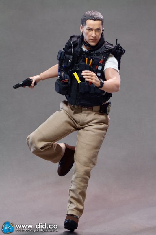  Artikelbild 1 des Artikels “Speed LAPD SWAT - Officer Kenny “