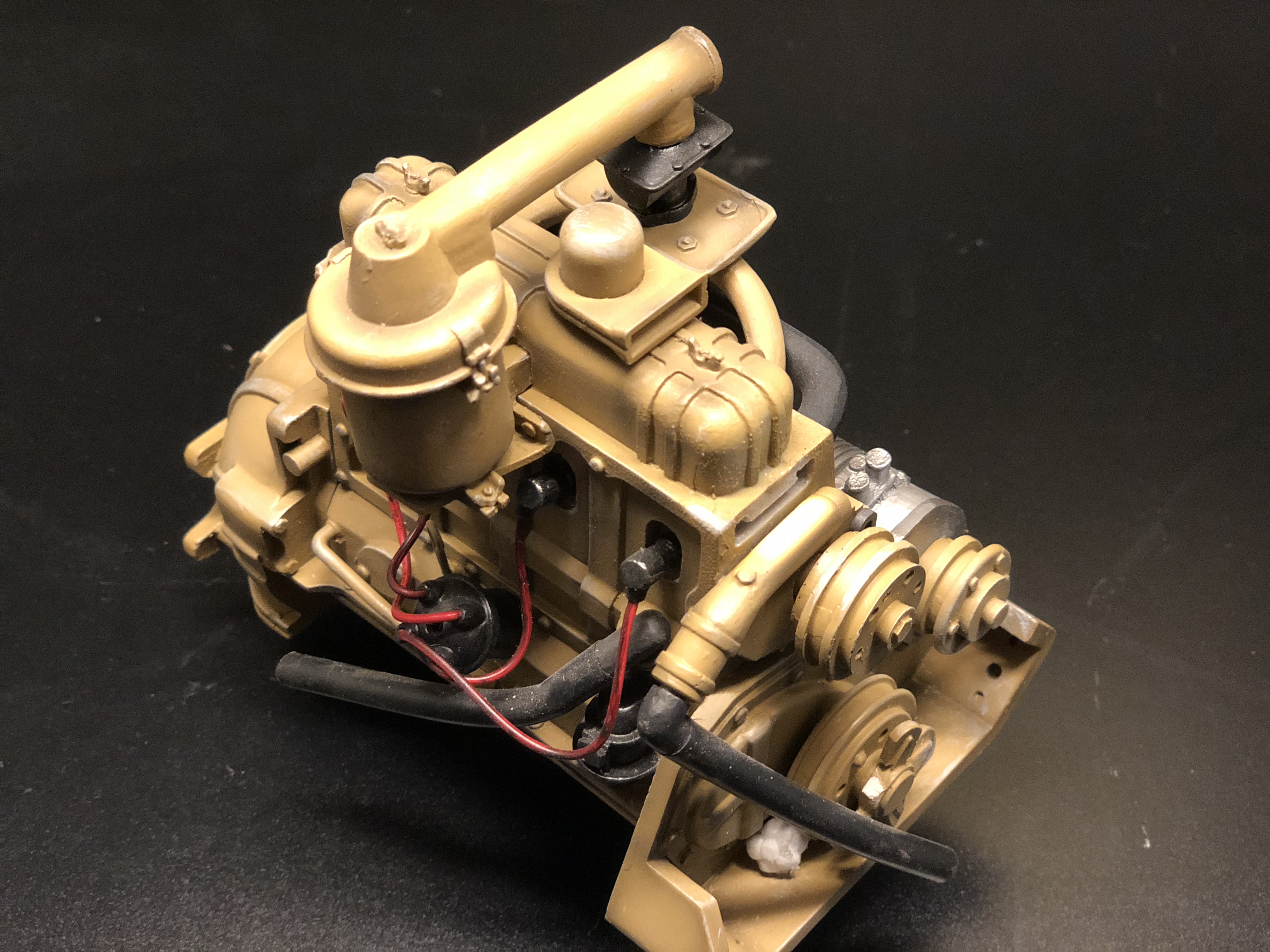  Artikelbild 1 des Artikels “Kettenkrad Motor  1:6 “