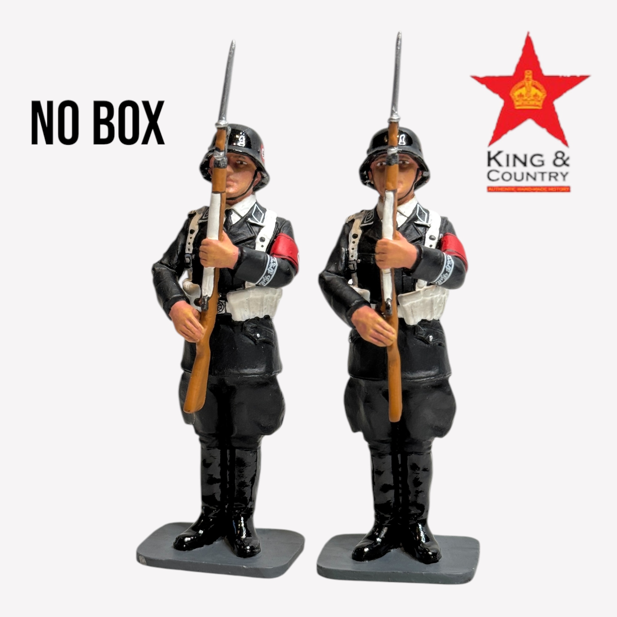  Artikelbild 1 des Artikels “Leibstandarte On Parade 2 Figures (ohne  OVP) “