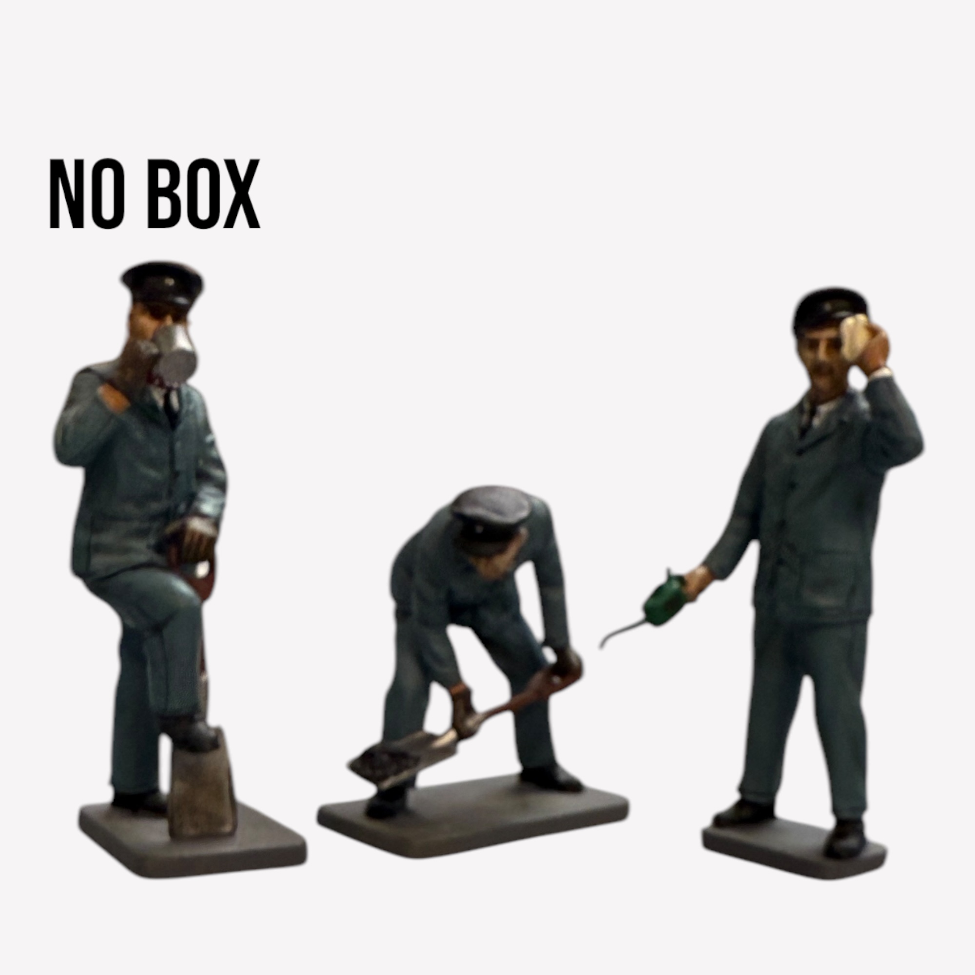  Product image 1 of the product “Train Crew 1/30 ”