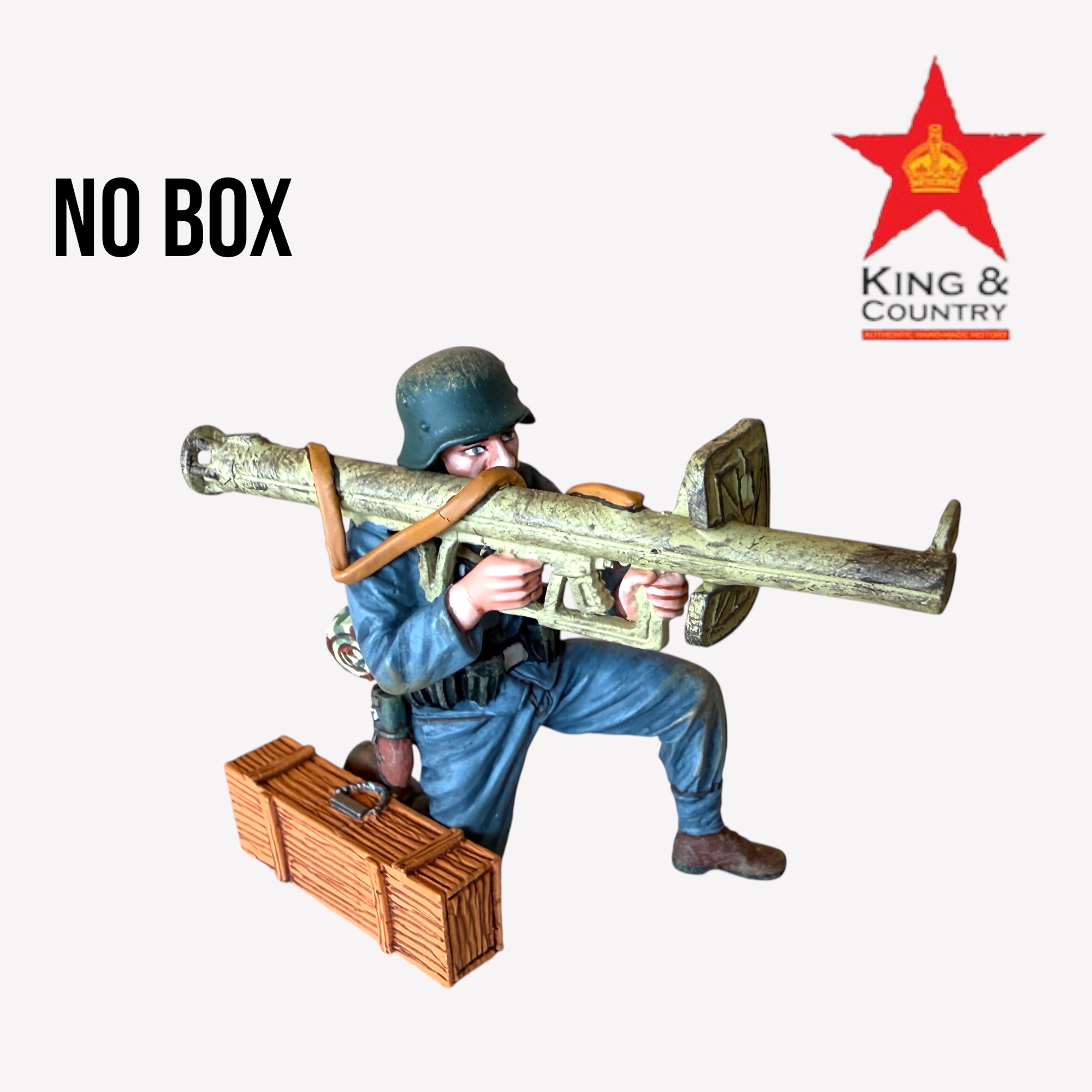  Product image 1 of the product “KNEELING PANZERSCHREK GRENADIER  (No Box) ”