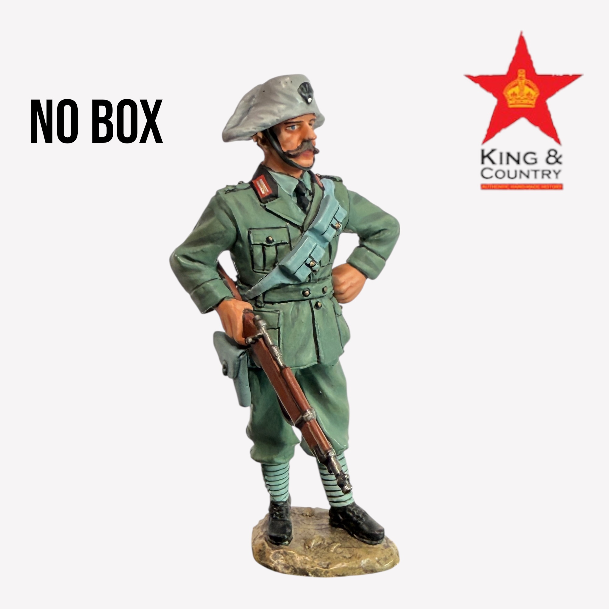  Product image 1 of the product “Italian Forces, Carabinieri Guard NO BOX ”