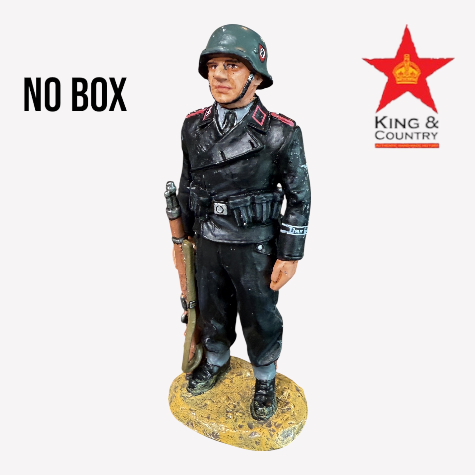 Product image 1 of the product “Panzer Guard at Attention NB ”