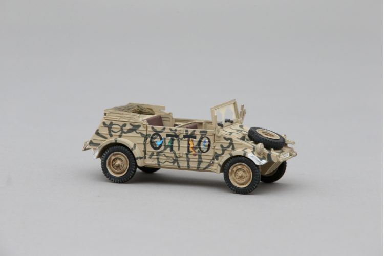  Product image 1 of the product “Kubelwagen Hans Marseille  1/30 ”